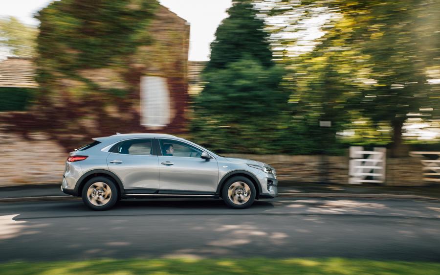  Kia XCeed 1.0 T-GDi 2019 года  (UK) (фото 14 из 91)